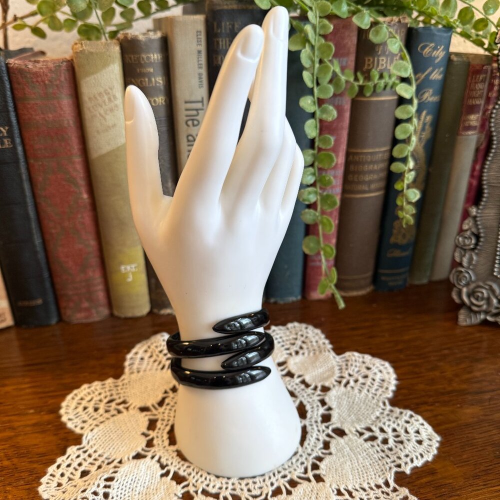 Vintage Architectural Black Metal Hinged Cuff Bracelet - Picture 5 of 17